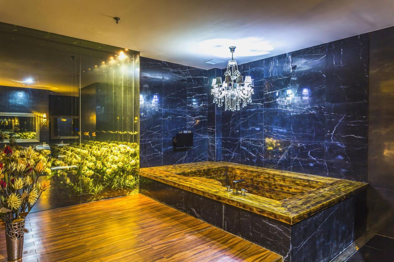 Qingdao Heng Bo Hotel Extérieur photo