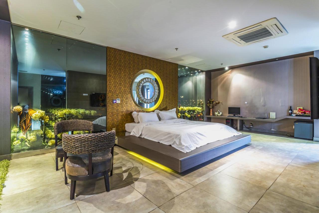 Qingdao Heng Bo Hotel Extérieur photo