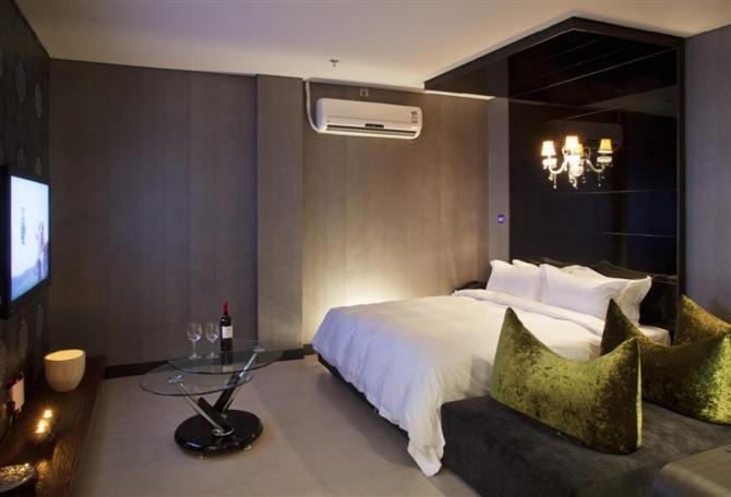 Qingdao Heng Bo Hotel Extérieur photo